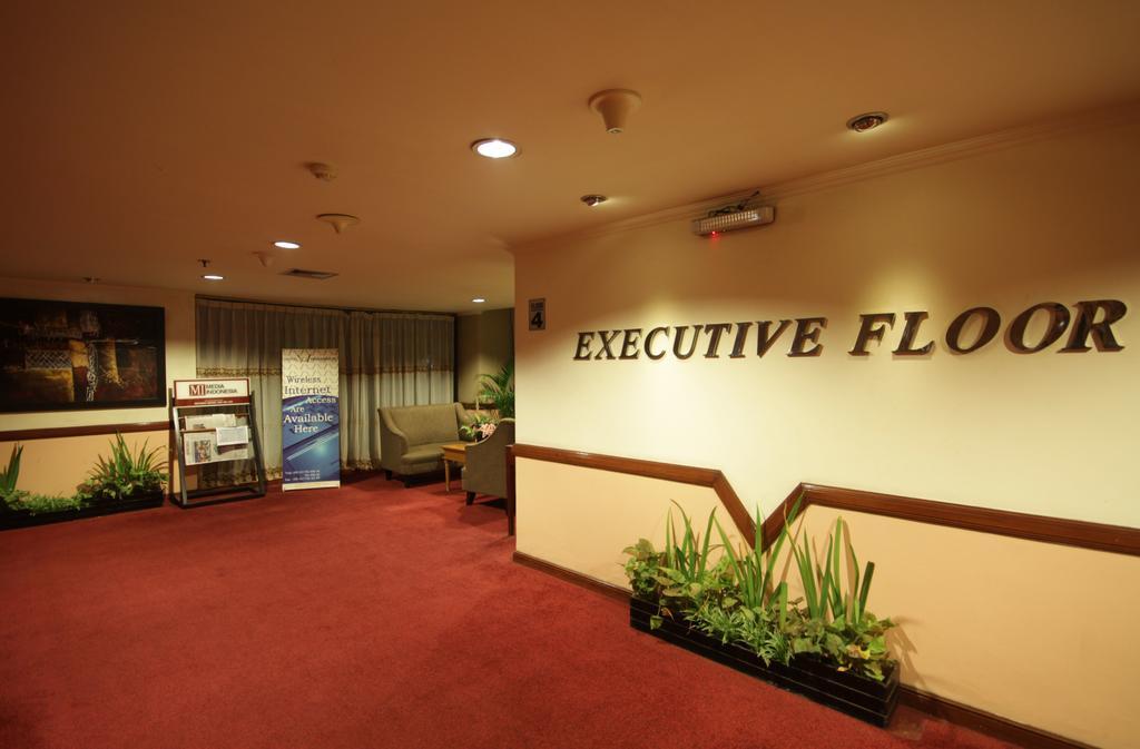 Hotel Maharadja Jakarta Exteriör bild